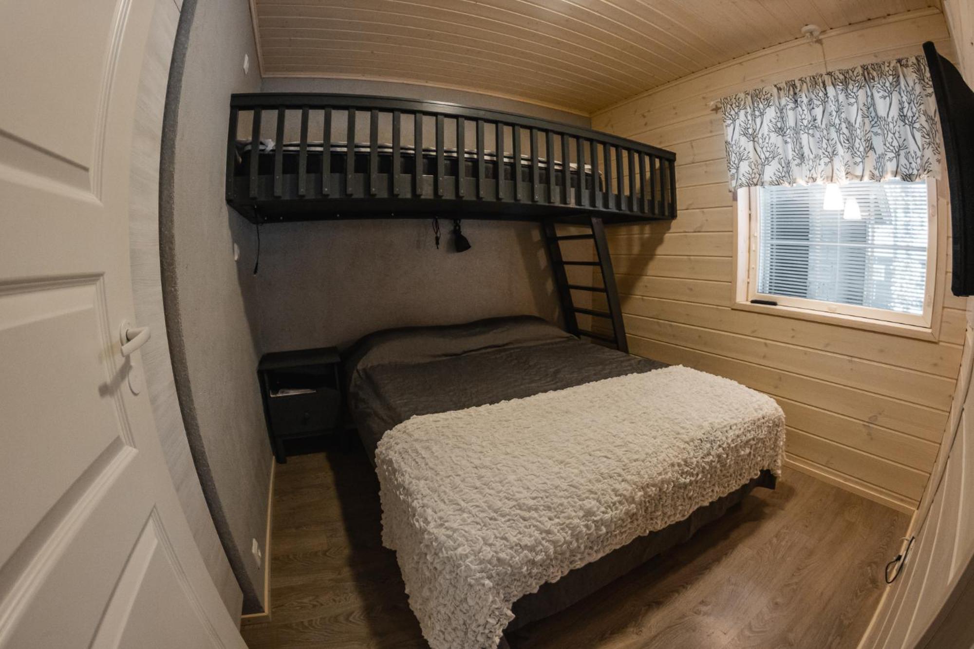 Hotel Yllaesrinne Yllasjarvi Bagian luar foto