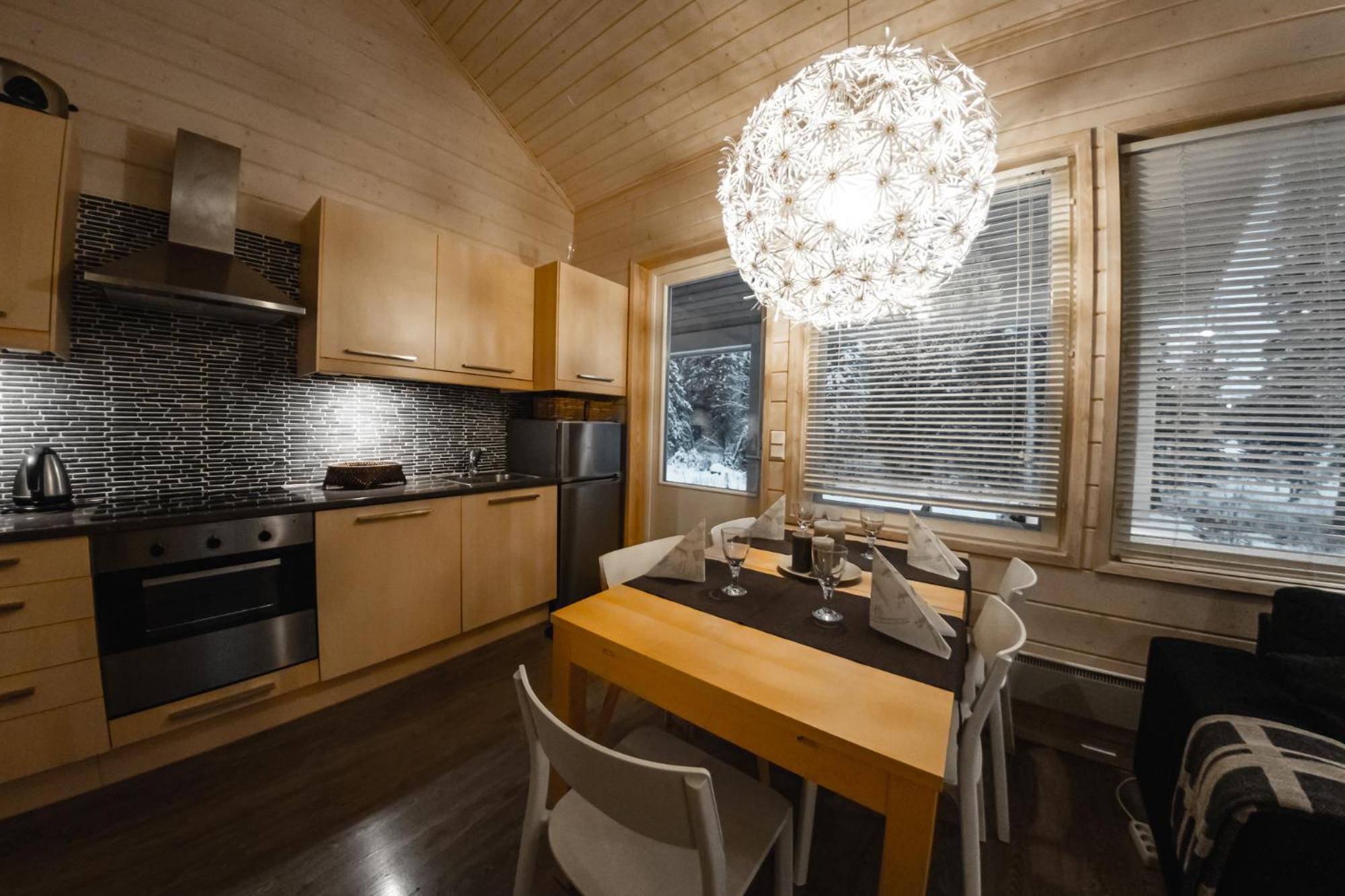 Hotel Yllaesrinne Yllasjarvi Bagian luar foto