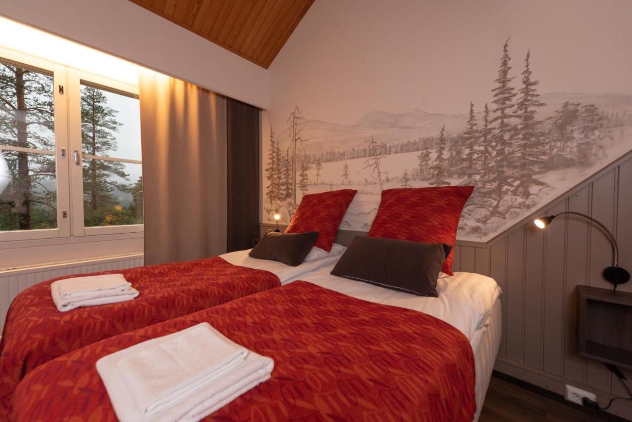 Hotel Yllaesrinne Yllasjarvi Bagian luar foto
