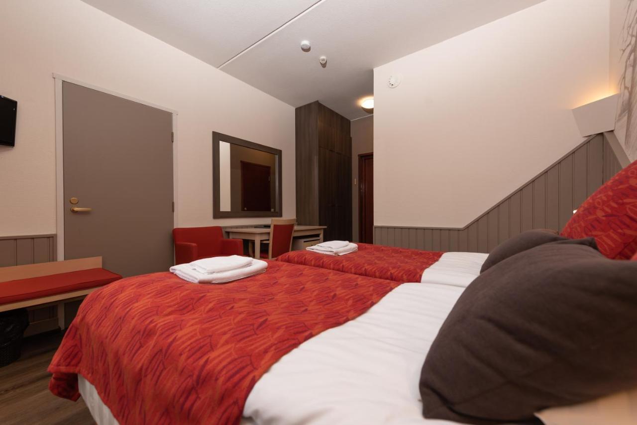 Hotel Yllaesrinne Yllasjarvi Bagian luar foto