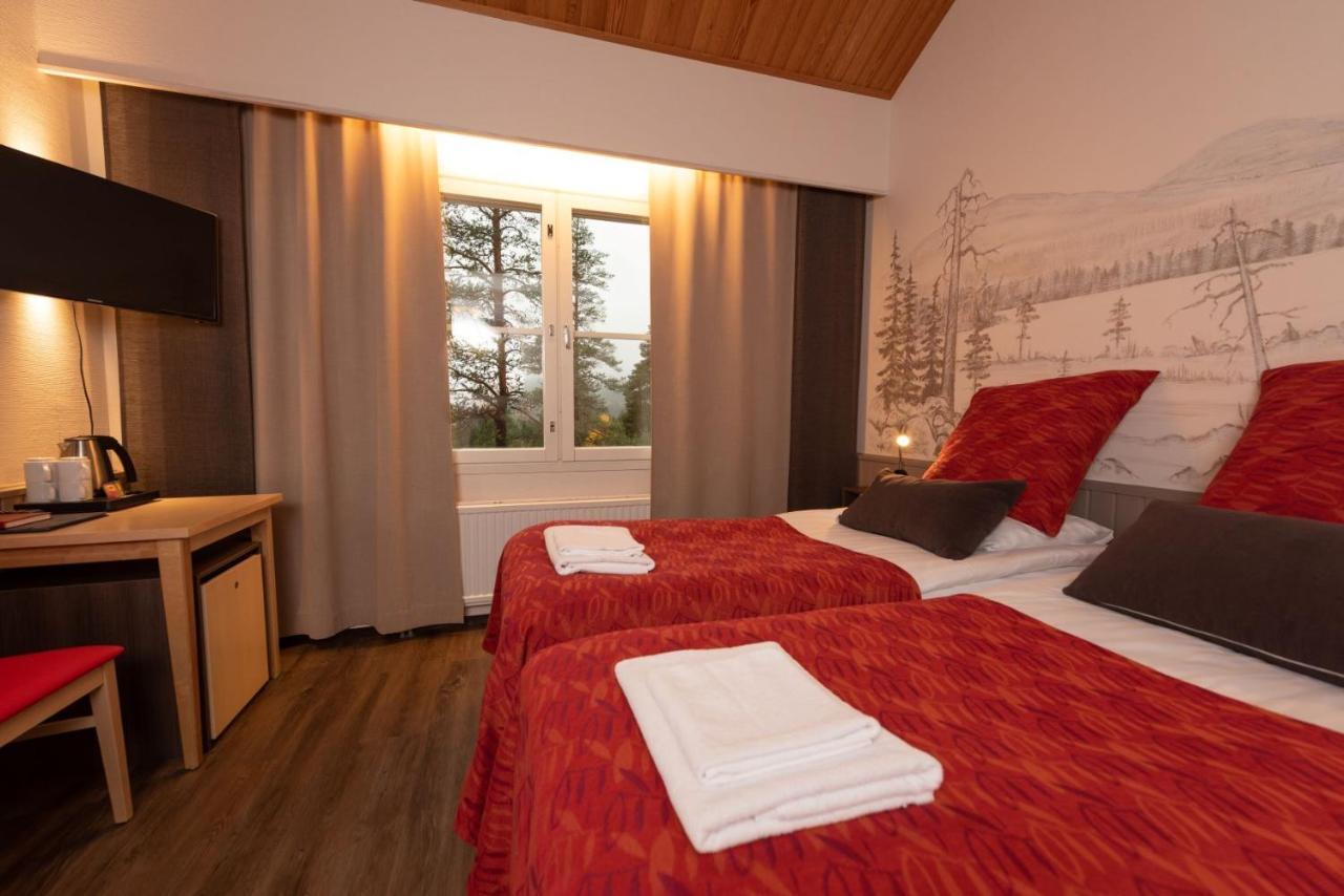 Hotel Yllaesrinne Yllasjarvi Bagian luar foto